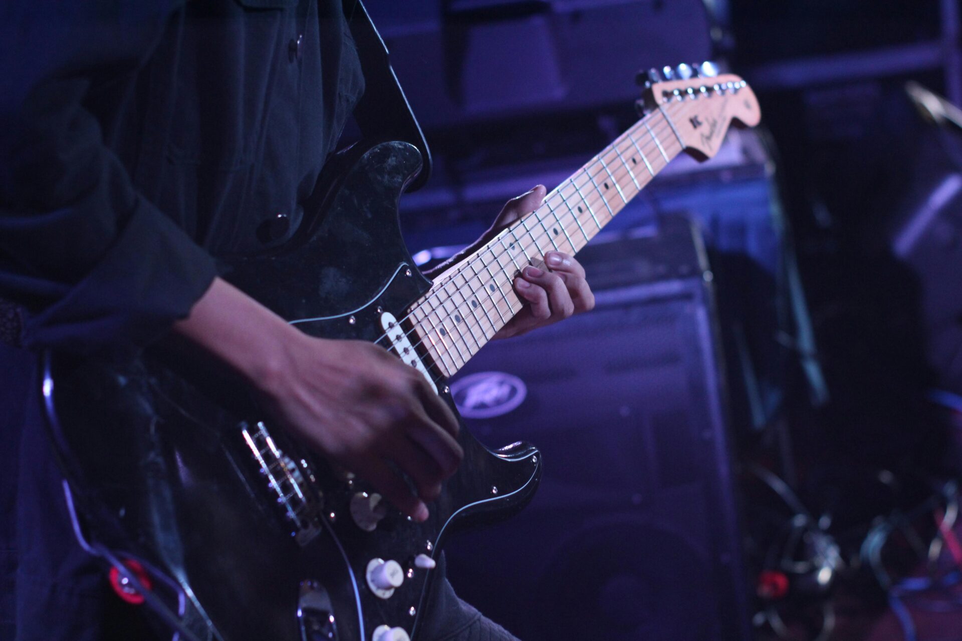 The Evolution of the Electric Guitar: From Rock Beginnings to Modern Innovation