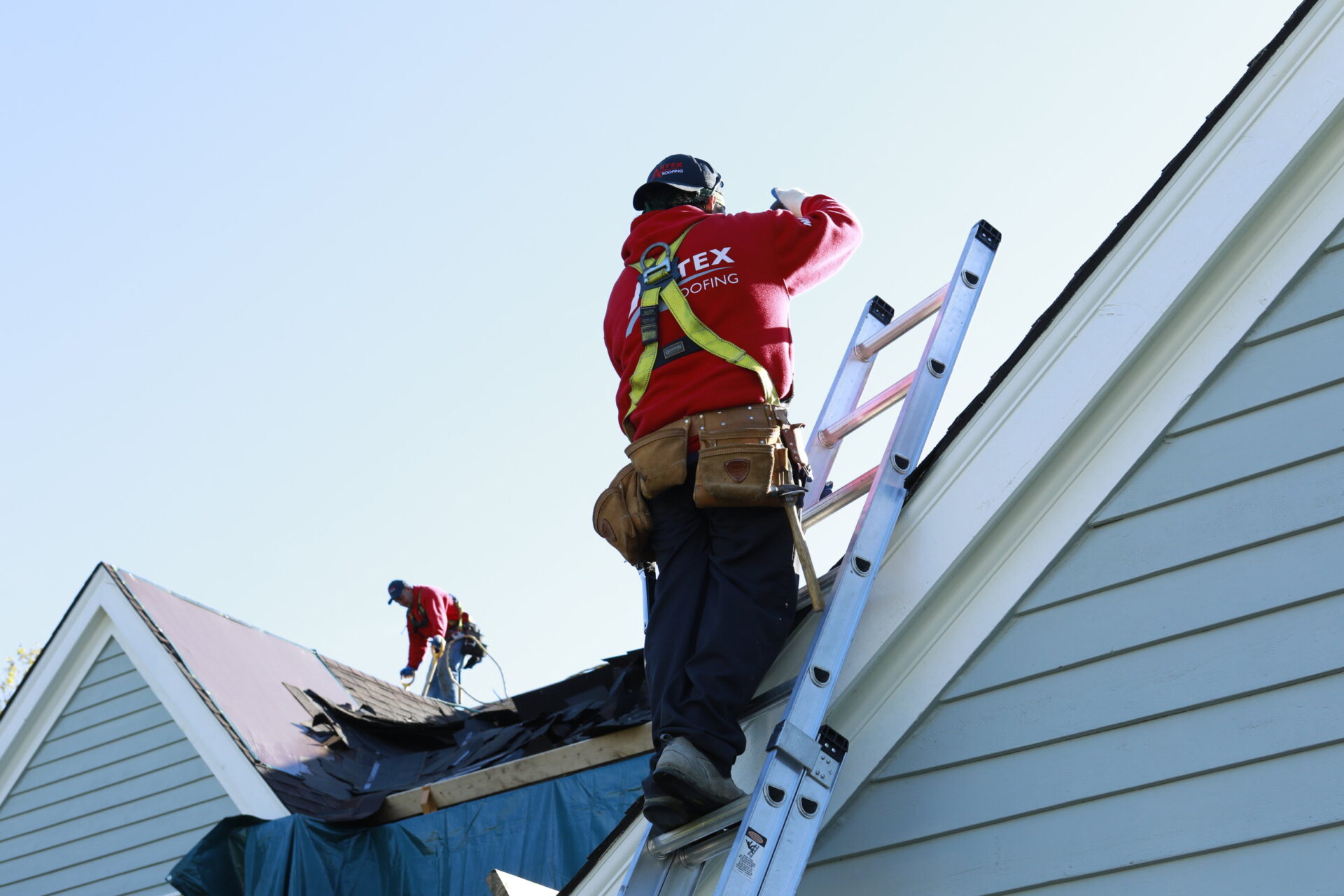 Why Professional Gutter Installation Matters: The Key Benefits of Hiring a Gutter Contractor